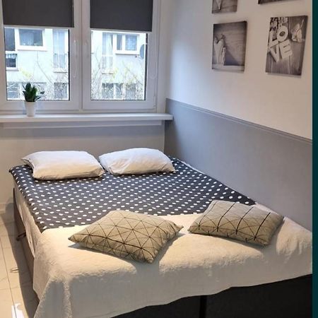 Nighthost Robotnicza 32 M248 Wroclaw Free Parking Apartment Екстериор снимка