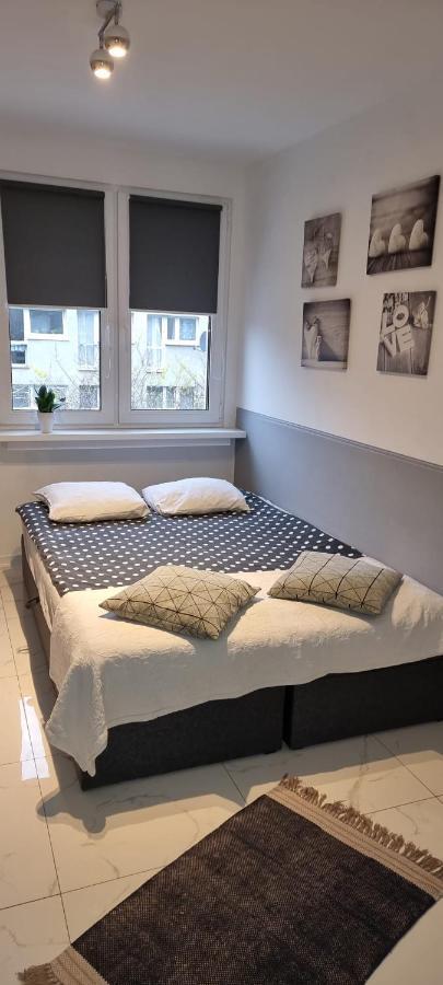 Nighthost Robotnicza 32 M248 Wroclaw Free Parking Apartment Стая снимка